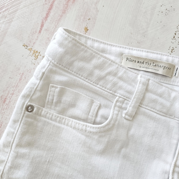 Pilcro & the Letterpress Shorts Anthropologie White Denim High Rise Slim Sz 26 - Picture 2 of 16